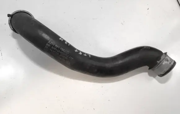 Mercedes-Benz C W204 Engine coolant pipe/hose A2045011582