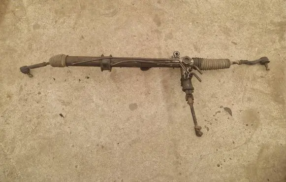 Land Rover Discovery 3 - LR3 Steering rack