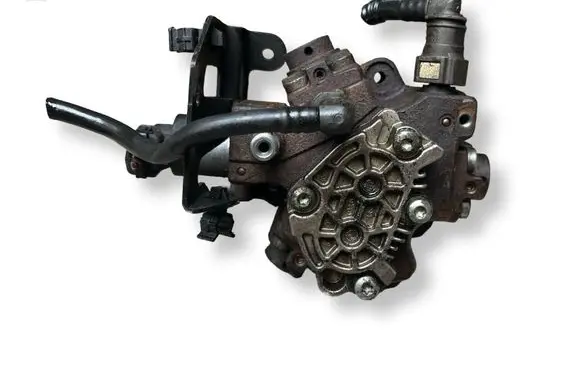 Suzuki SX4 Fuel injection high pressure pump 0445010102 9683703780A