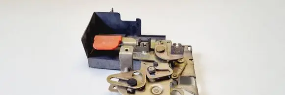 Volkswagen Caddy Loading door lock GK9827503