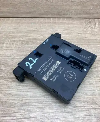 Mercedes-Benz E W211 Door control unit/module 2118201526 356805