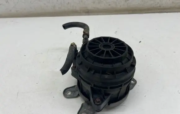 Mercedes-Benz Vito Viano W447 Fuel filter housing A6540905600