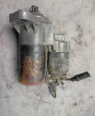 Skoda Octavia Mk1 (1U) Starter motor 1005831308