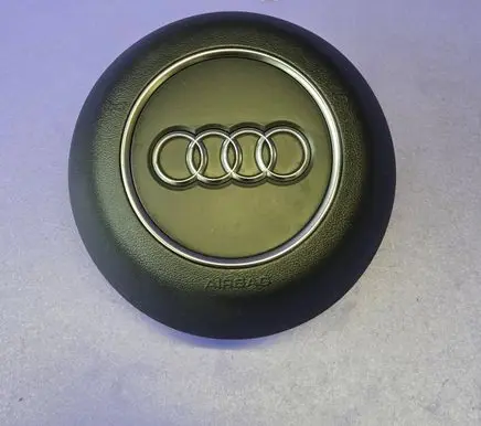 Steering wheel airbag