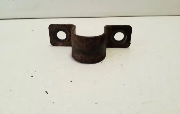Jaguar XE Sway bar bush bracket, rear 8W834A047AA