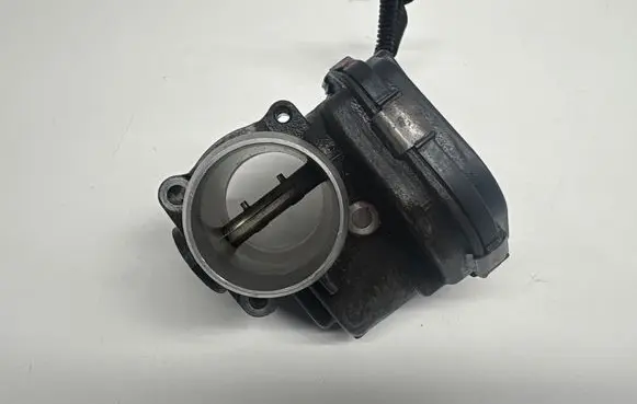 Ford Focus Throttle valve 28275019 28098656