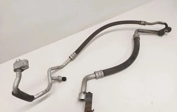 Air conditioning (A/C) pipe/hose