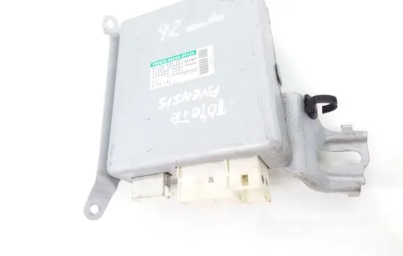 Toyota Avensis T270 Power steering control unit/module 8965005120 1129005641 2250001141
