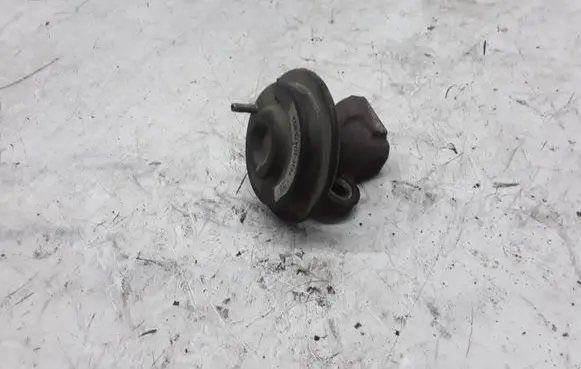Ford Mondeo Mk III EGR valve F53E9D475A2A