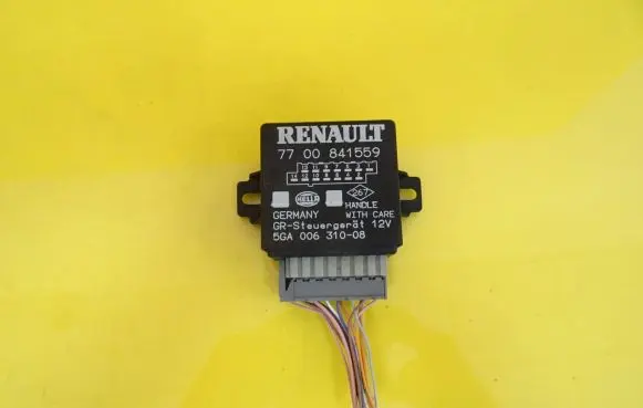 Renault Safrane Cruise control relay 7700841559