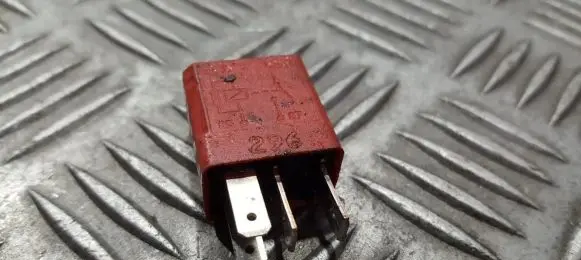 Fiat Doblo Other relay 46520422 A727