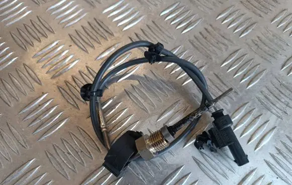 Exhaust gas temperature sensor