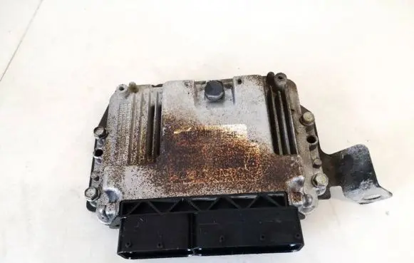 Hyundai Santa Fe Engine control unit/module 3910127825 39101-27825