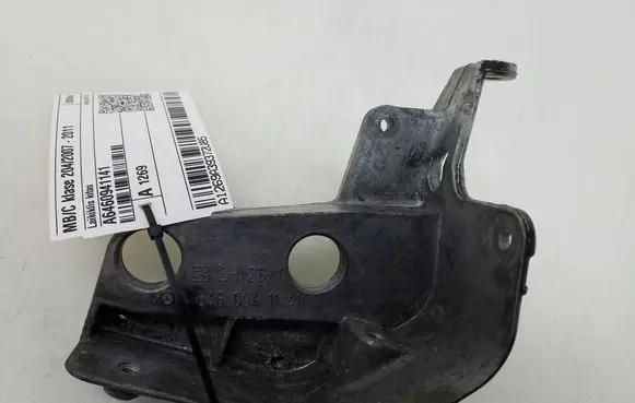 Mercedes-Benz C W204 Other body part A6460941141