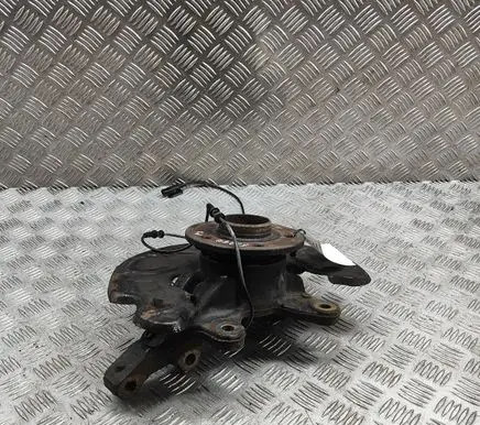 Mercedes-Benz Vito Viano W447 Front wheel hub A4473300720