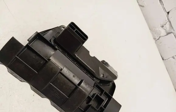Volkswagen Transporter - Caravelle T5 other engine part 038103623