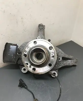 Renault Laguna II Front wheel hub