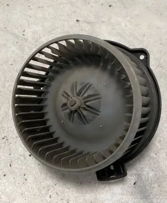 Mitsubishi Pajero Heater fan/blower 194000 1058