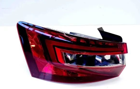 Skoda Superb B8 (3V) Rear/tail lights 3V9945207 3V9945711