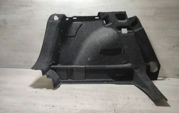 Seat Arona Tailgate/trunk side cover trim 6F9867427D