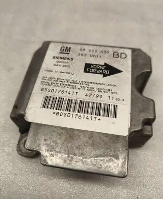Opel Vectra B Airbag control unit/module 09229039 BDS0176141T
