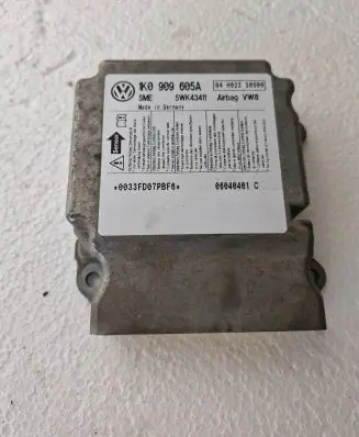 Volkswagen Golf V Airbag control unit/module 1K0909605A