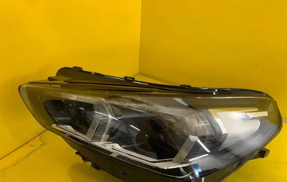 BMW X1 U11 Headlight/headlamp 5A5BD47-01