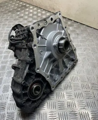 Infiniti FX Gearbox transfer box case 