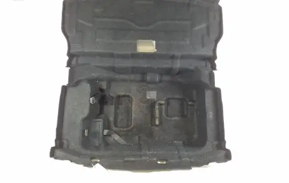 Mercedes-Benz E W213 Other trunk/boot trim element A2136940000