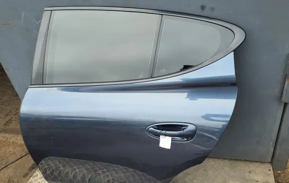 Porsche Panamera (970) Rear door