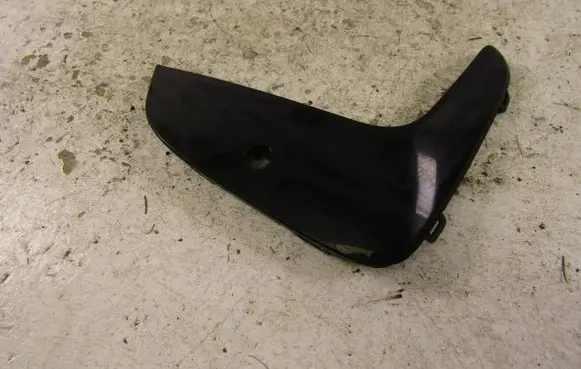 BMW 3 G20 G21 Front bumper splitter molding 8079596