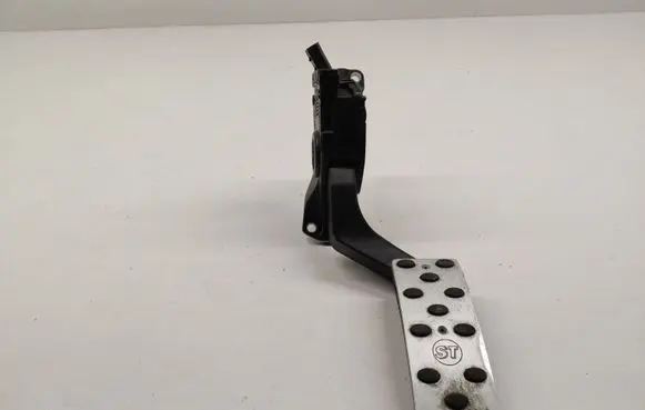 Dodge Nitro Accelerator throttle pedal 53013783AB