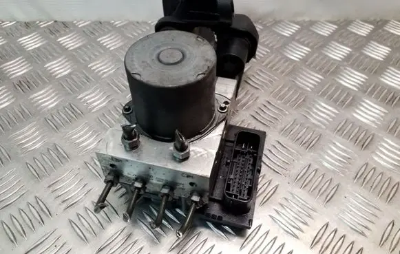 Mercedes-Benz E W212 ABS Pump A2124314712 0265236359