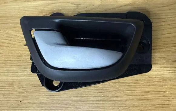 Volvo XC90 Front door interior handle 08626599
