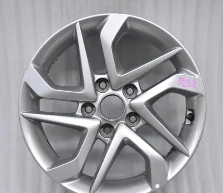 Hyundai Tucson JM R16 alloy rim 