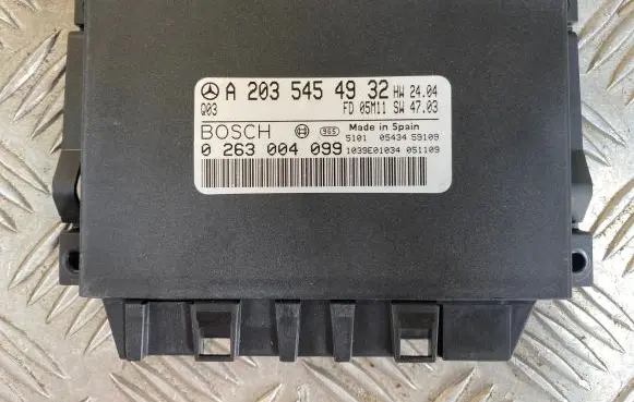 Mercedes-Benz CLK A209 C209 Parking PDC control unit/module A2035454932 1039E01034 0263004099