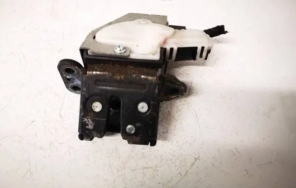 Mazda 6 Tailgate/trunk/boot lock/catch/latch C6728
