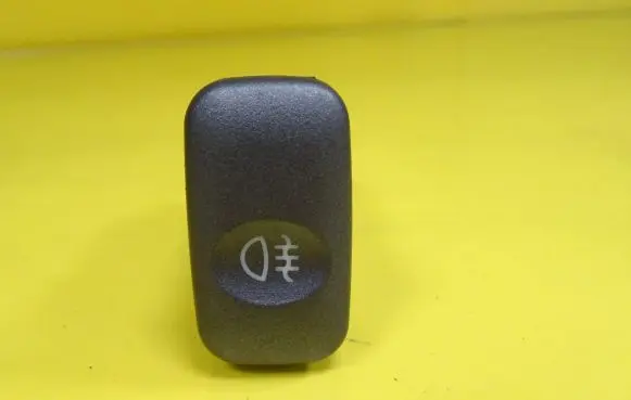 Fog light switch