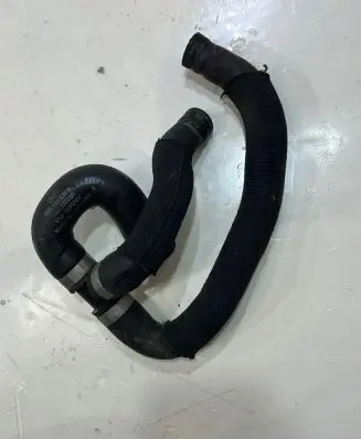 Audi A7 S7 4G Engine coolant pipe/hose 06E121030B