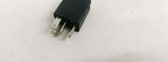 Alfa Romeo 147 Other relay 46520411 B047E