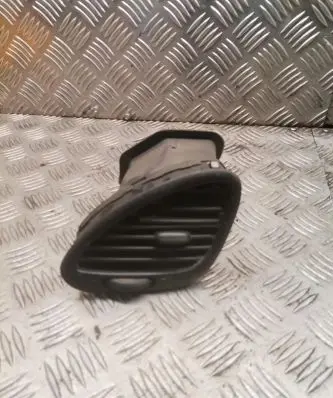 Seat Alhambra (Mk1) Dashboard side air vent grill/cover trim 7m1819703e