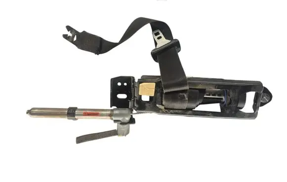 Volvo V50 Front seatbelt 8590CT2B 050990071