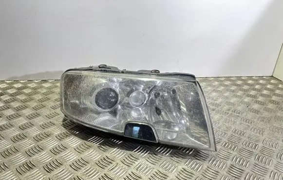 Skoda Superb B5 (3U) Headlight/headlamp 00829000 5DV00829000