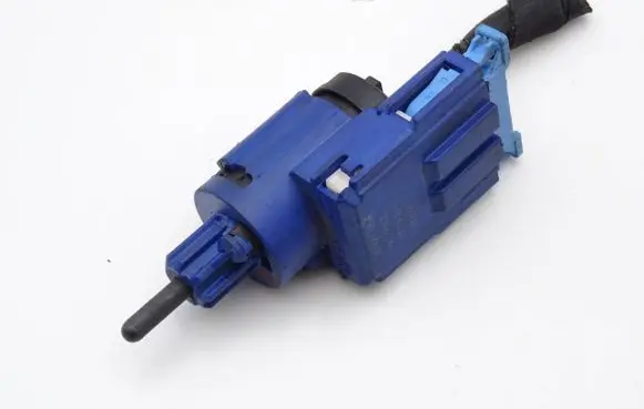 Volkswagen Polo IV 9N3 Clutch pedal sensor 1J0927189F