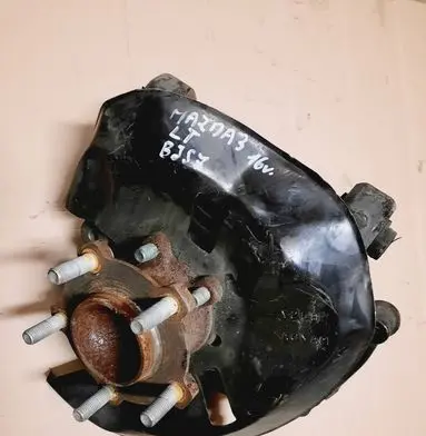 Mazda 3 III Stub axle 