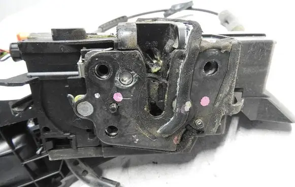 Front door lock