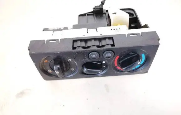 Subaru Legacy Climate control unit 72311ae050 2n44032700