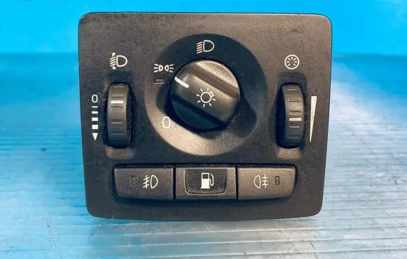 Volvo S40 Light switch 30739300 05W42T