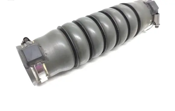 Intercooler hose/pipe