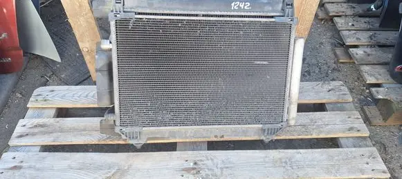Toyota Yaris Radiator set 884600D060